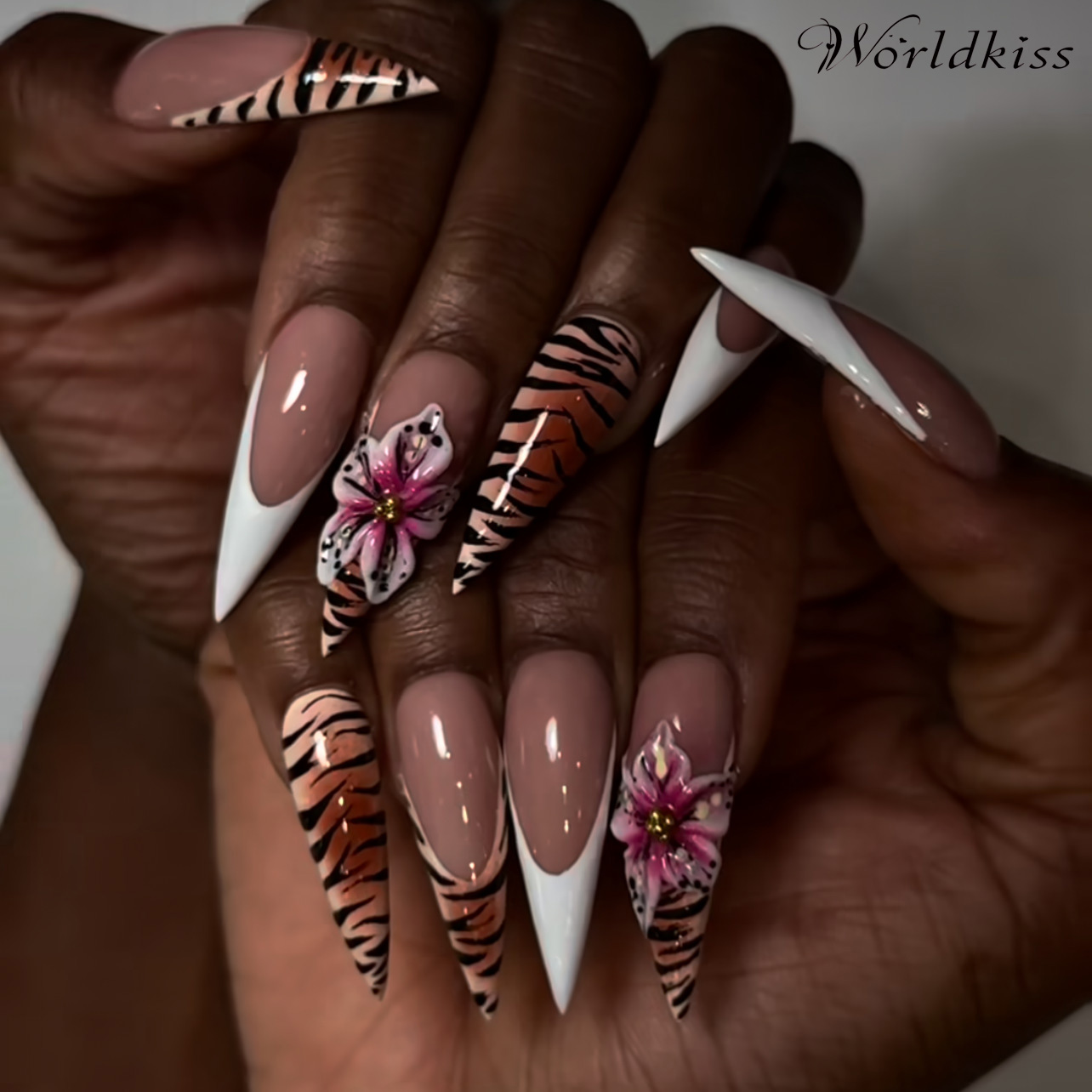 OEM 3D Leopard Print High Heel Press على الأظافر - تغطية كاملة للأظافر الاصطناعية