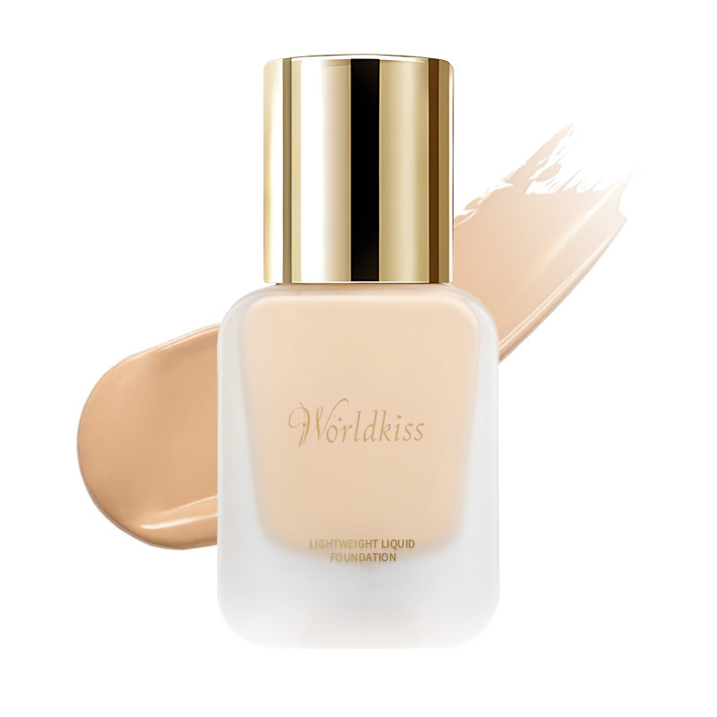 كريم أساس خفيف الوزن للتحكم في الزيت | تغطية كاملة ومكياج مرطب يدوم طويلاً