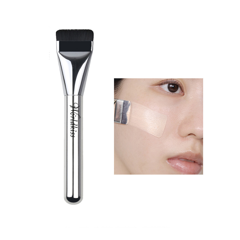 فرشاة كريم الأساس